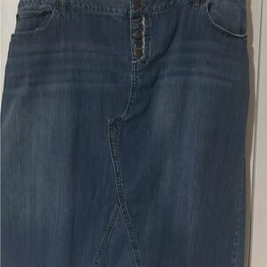 Women’s Denim Skirt